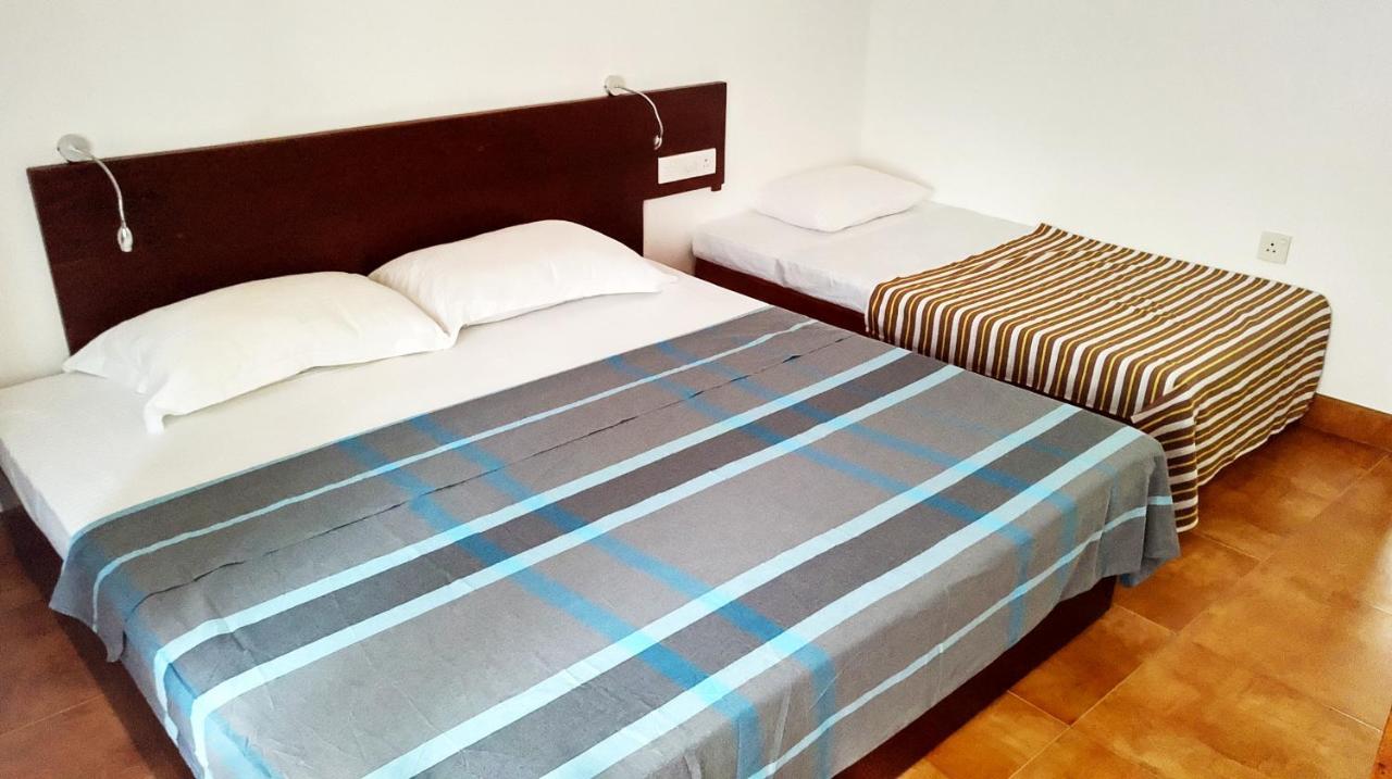Mina Villa Hikkaduwa Kültér fotó